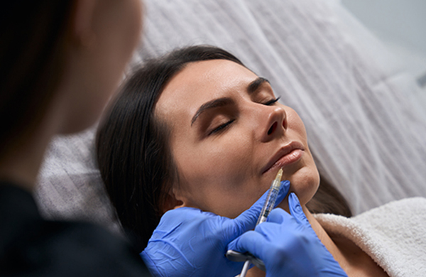Non-surgical-facelift-vs-surgery-before-after Dermal fillers by Jim Brantner M.D<br />