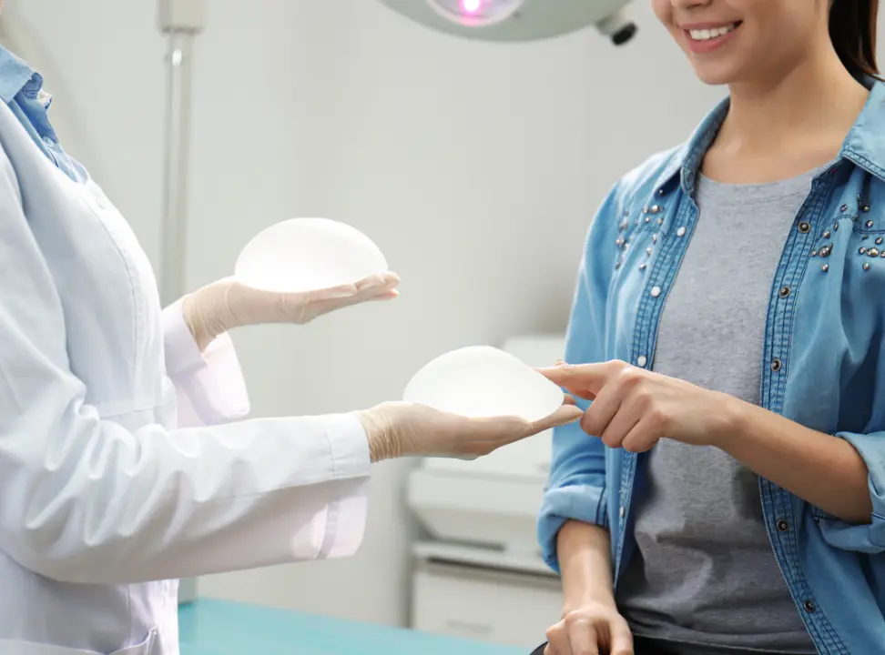 is-it-better-to-get-implants-or-fat-transfer Is It Better to Get Implants or Fat Transfer